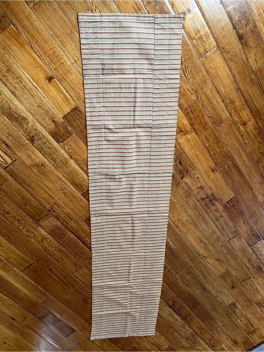 Table Runner Cotton Stars and Stripes in Tan Navy Dark Red 16” x 72”